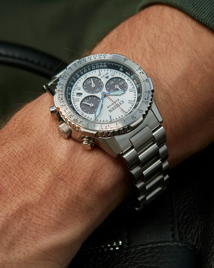 Promaster Navihawk Silver-Tone Dial Stainless Steel Bracelet Promaster Navihawk Silver-Tone Dial Stainless Steel Bracelet